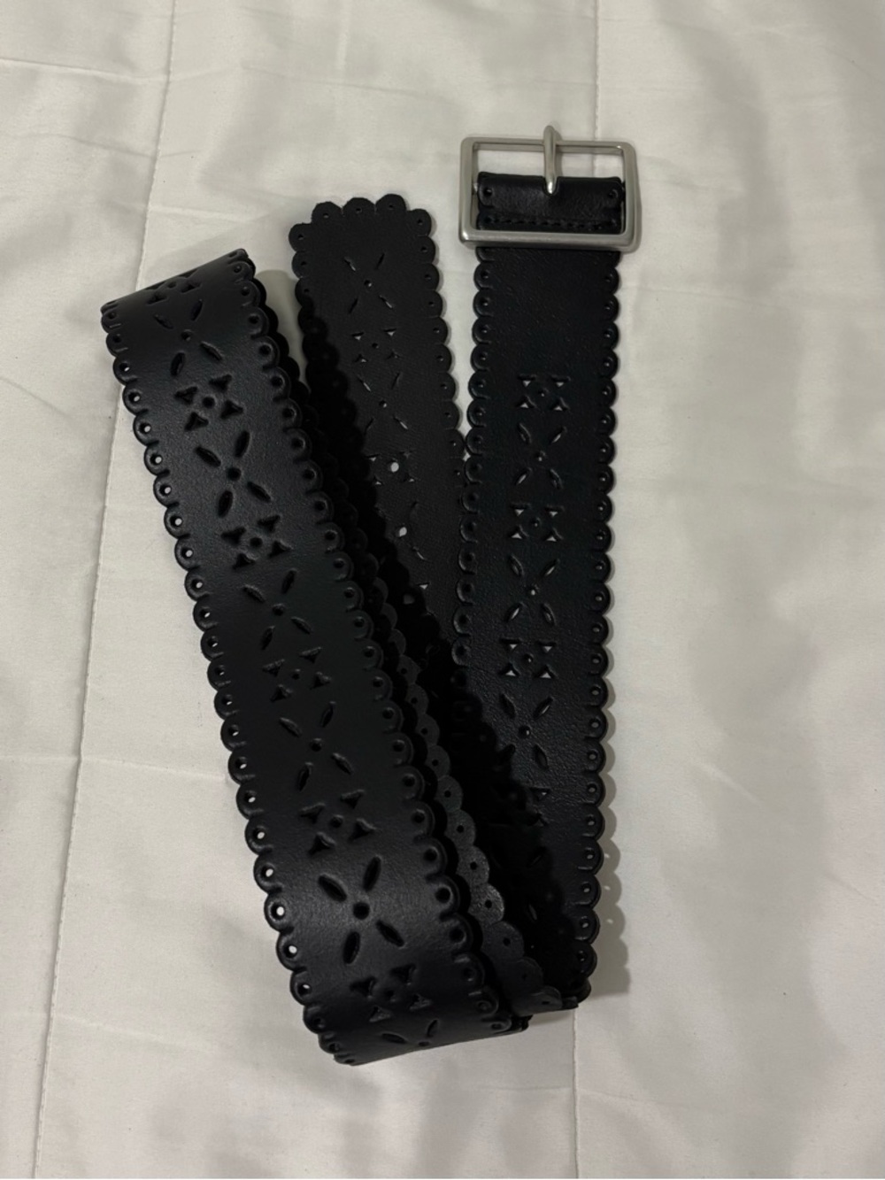 GAP Black Scalloped Laser-Cut Women's Belt with Silver Buckle Boho